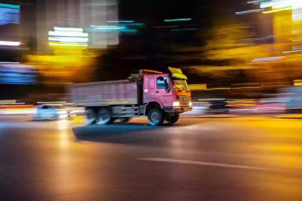 Vehicles transporting food in cold chain must make the declaration before arriving in Shenzhen.